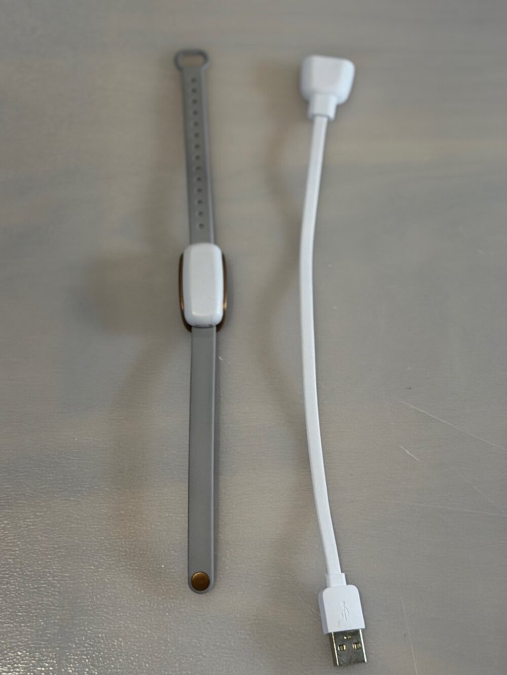 Bond Touch Bracelet with Wristband and Original Charger